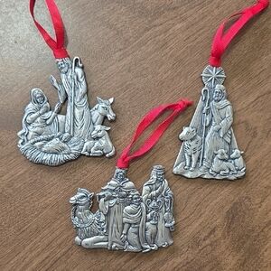 Pewter‎ Nativity Scene Ornaments Red Ribbon Silver Color Home Decor 4"  Aprox..